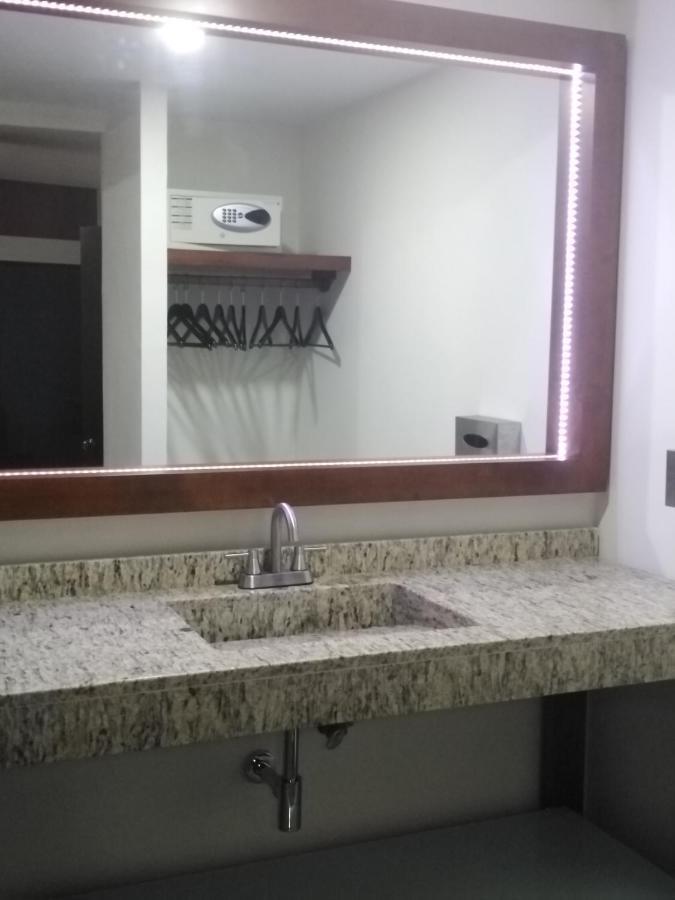 La Mansion Del Faro Hotel Теколутла Екстериор снимка